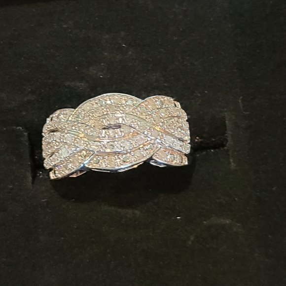 ❌SOLD❌ 1/2CT DIAMOND RING💍 - Picture 5 of 10